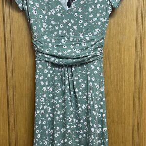 Sommerkleid mit Blumendruck, in Mintgruen, Gr. L