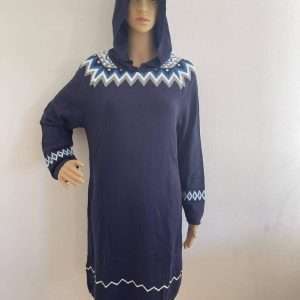 Boysen's robe tricotée avec capuche et motif, en marine, taille 42